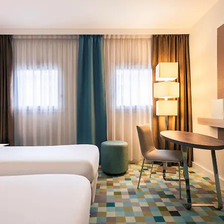 Mercure Marne-la-vallée St Georges Hotel 4*