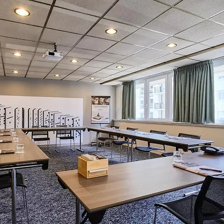 호텔 Mercure Marne-la-vallee St Georges 4*