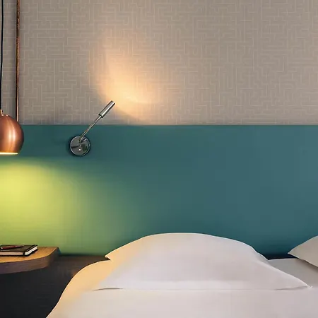 Mercure Marne-la-vallee St Georges 호텔