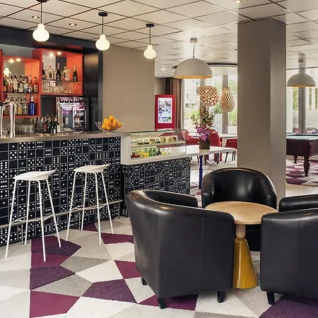 호텔 Mercure Marne-la-vallee St Georges 4*