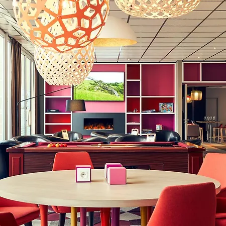 Mercure Marne-la-vallee St Georges Hotel 4*