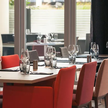 호텔 Mercure Marne-la-vallee St Georges 4*