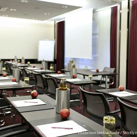 Mercure Marne-la-vallee St Georges 4*