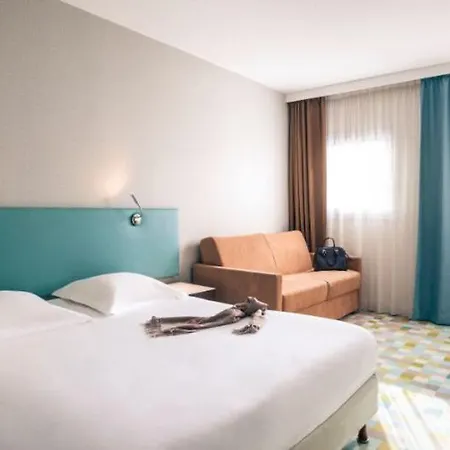 Mercure Marne-la-vallee St Georges Hotel