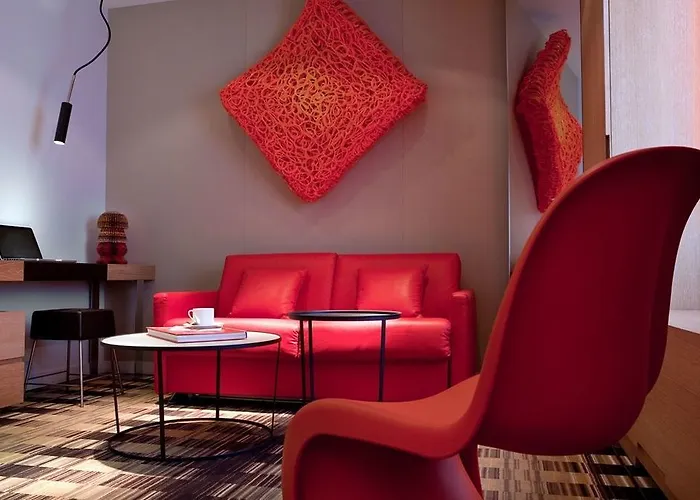 オテル　メルキュール　マルヌ　ラ　ヴァレ　ビュセ　サン　ジョルジュ ブシー・サン ・ジョルジュ