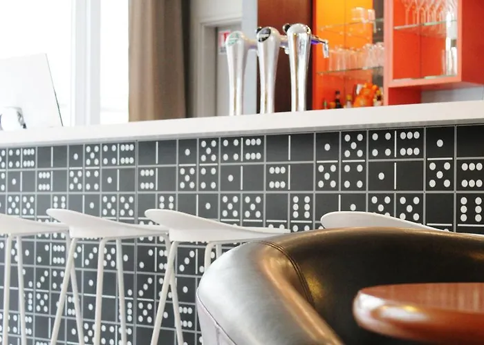 ホテル オテル　メルキュール　マルヌ　ラ　ヴァレ　ビュセ　サン　ジョルジュ 4*