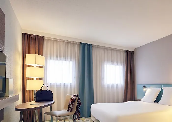 オテル　メルキュール　マルヌ　ラ　ヴァレ　ビュセ　サン　ジョルジュ ホテル ブシー・サン ・ジョルジュ