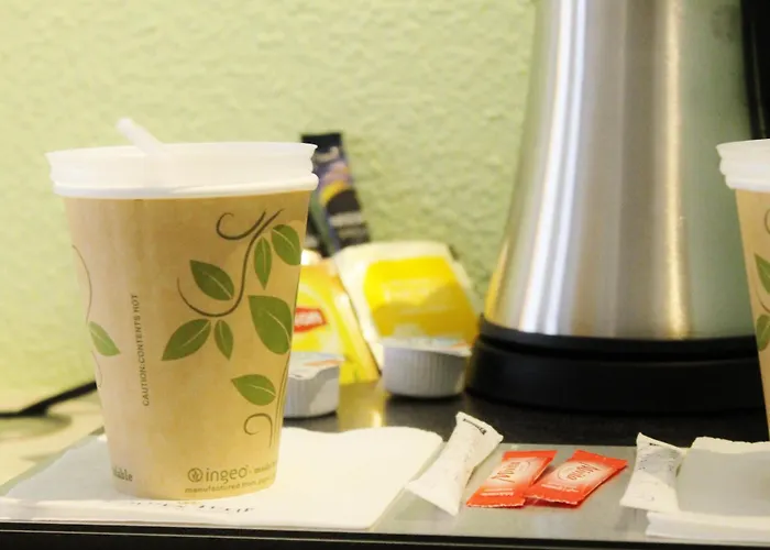 ホテル オテル　メルキュール　マルヌ　ラ　ヴァレ　ビュセ　サン　ジョルジュ