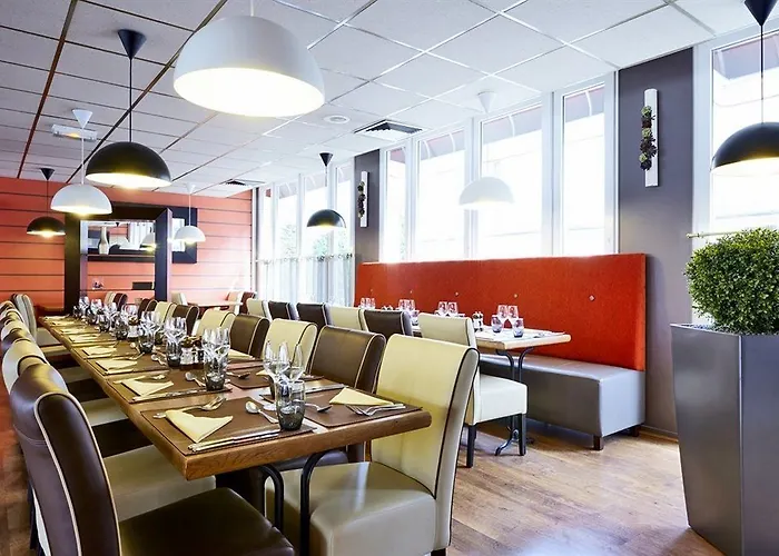 オテル　メルキュール　マルヌ　ラ　ヴァレ　ビュセ　サン　ジョルジュ ホテル ブシー・サン ・ジョルジュ