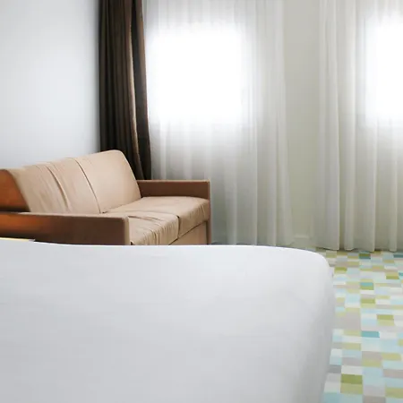 호텔 Mercure Marne-la-vallee St Georges 뷰씨 쎙 죠흐쥬